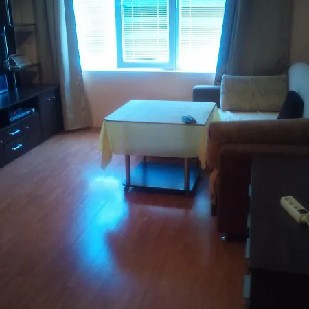 Апартамент Линда Apartment Pomorie